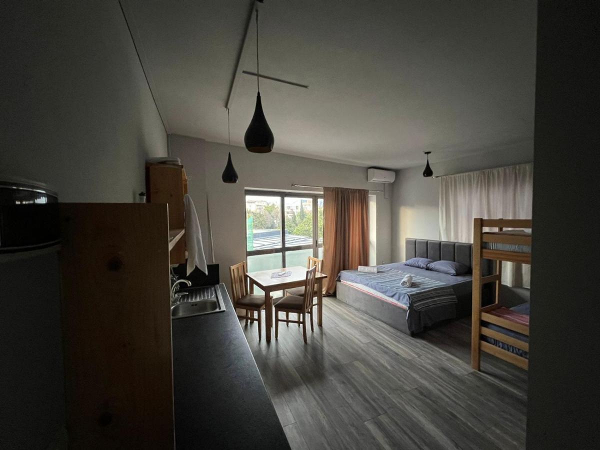 The Rooftop Hostel Шкодер Екстер'єр фото